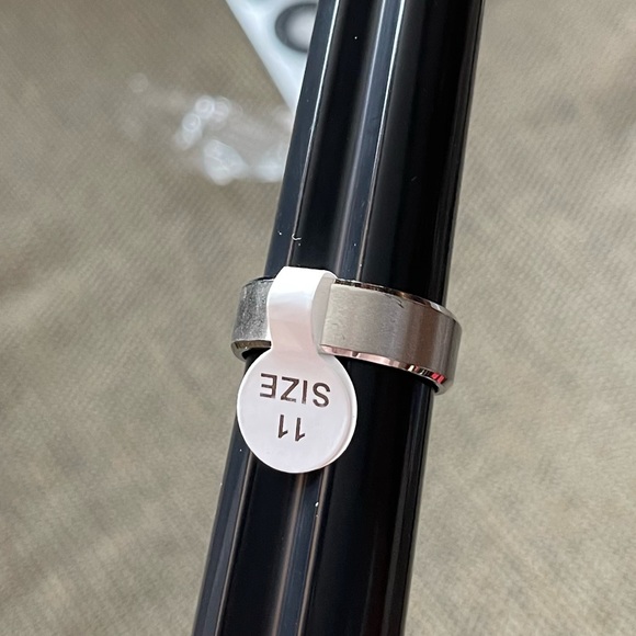 NWT Superman Fashion Ring Jewelry Silver Unisex Size US 6, 7, 11 - Picture 10 of 11